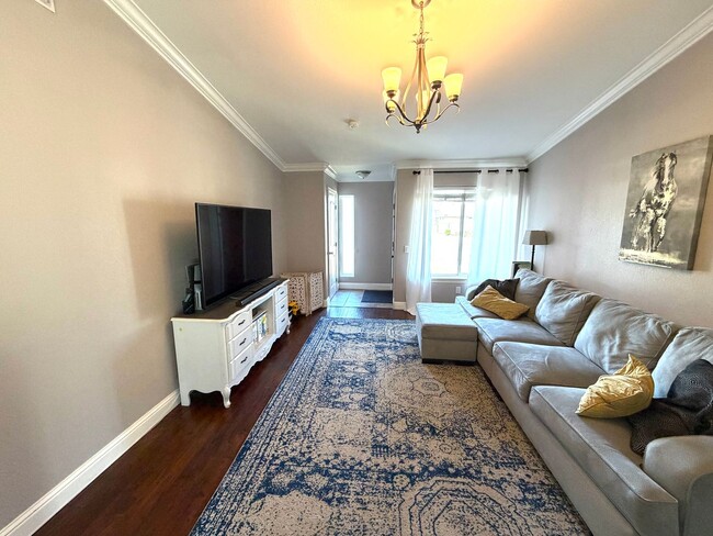9756 Greensboro Cir