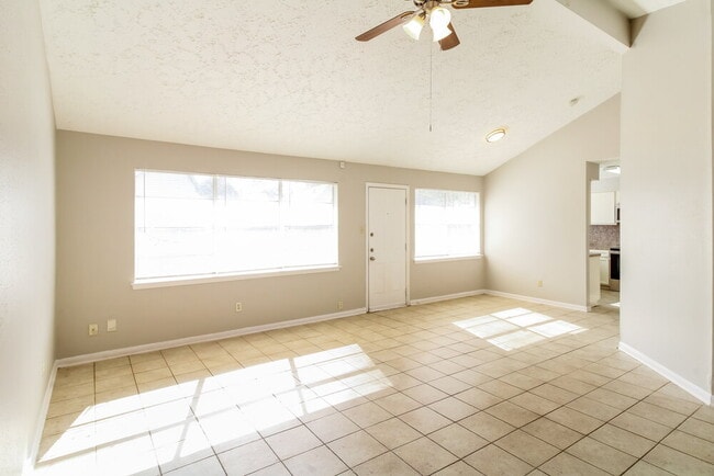 Photo - 7342 Sonnet Glen Ln