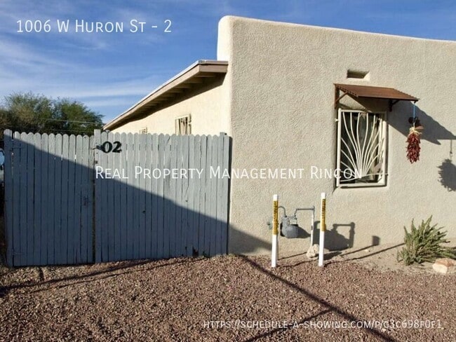 Building Photo - 1006 W Huron St Unit 2