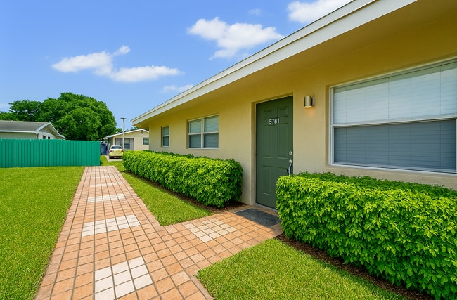 Waterford Villas