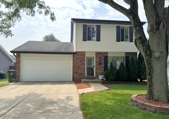 Building Photo - 1142 Greensfield Dr