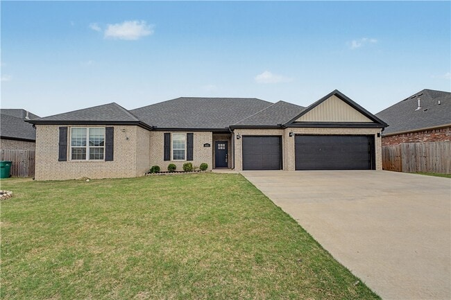 Building Photo - 431 Linda Ln