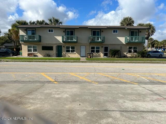 Photo - 902 2nd St S