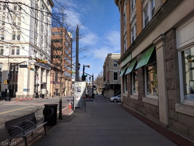 Photo - 385 George St Unit 3B