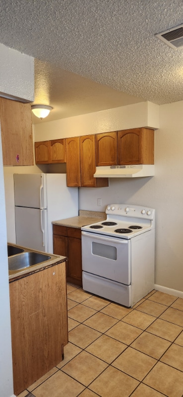 Photo - 1960 Eagle St Unidad 2