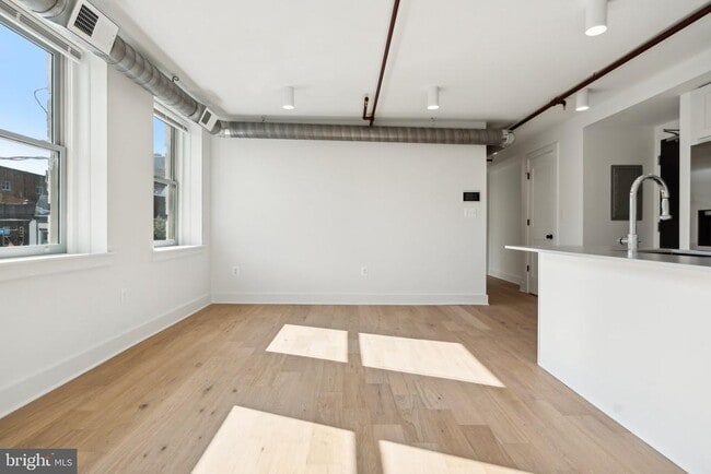 Photo - 901 King St Unidad 203