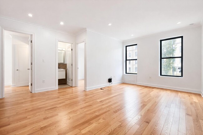 Photo - 125 Sherman Ave Unidad 22