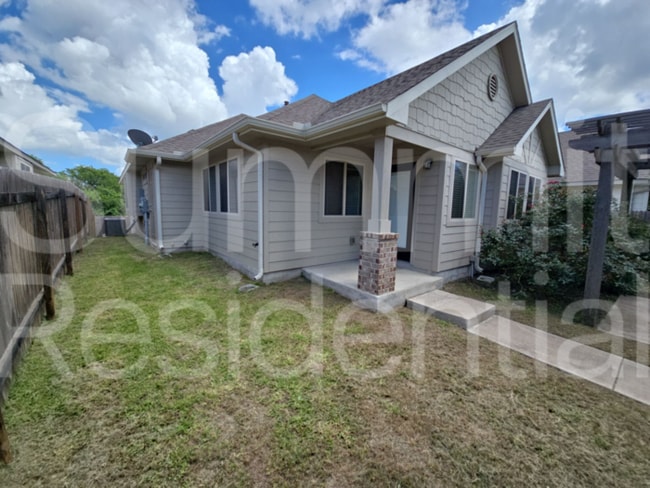 Photo - 514 Silo St