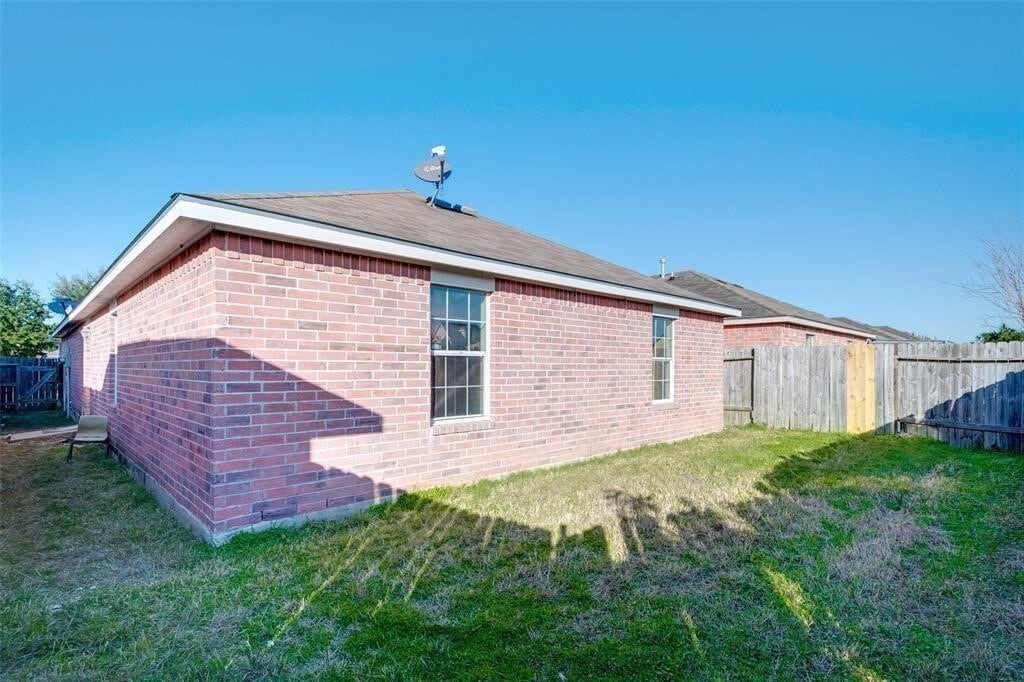 Photo - 18735 Reynolds Park Dr