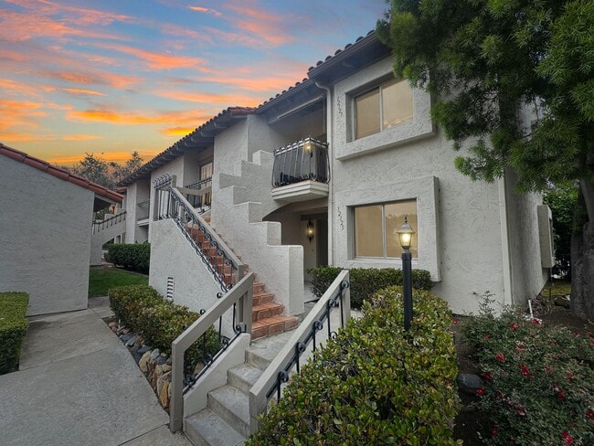 3 Bedroom Condo is Rancho Bernardo!! - 3 Bedroom Condo is Rancho Bernardo!!