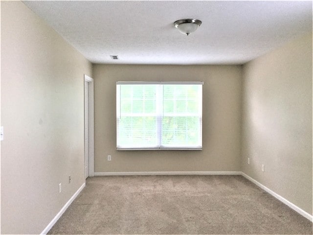 Photo - 700 Thornton Dr
