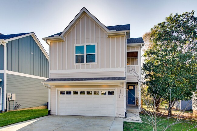 Photo - 515 Westboro Dr