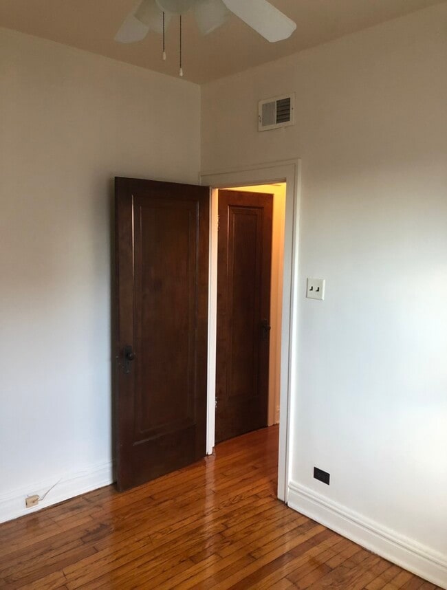 Photo - 21st Street