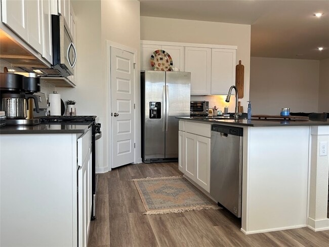 Photo - 415 W Branta St