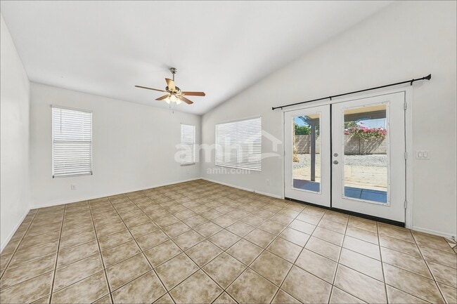 Photo - 12554 W Holly St