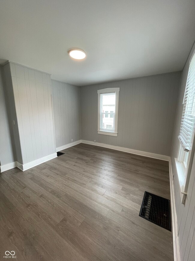 Photo - 133 W Hendricks St Unit 2