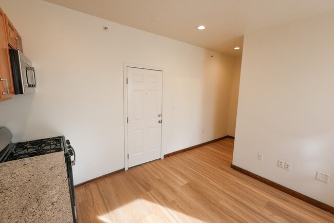 Photo - 100 Seaver St Unit 12B