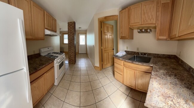 Photo - 31 Loomis St