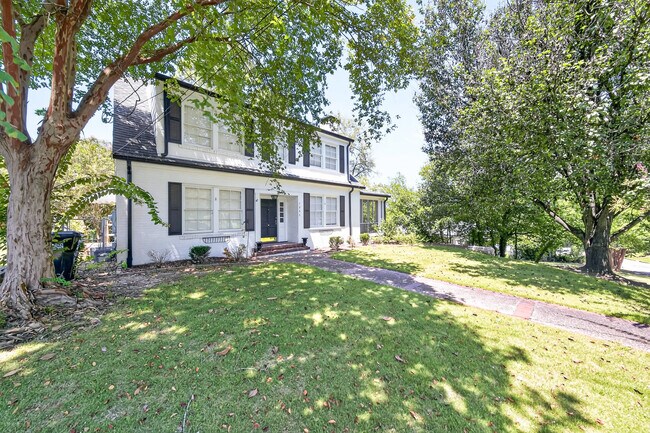 Photo - 1237 Owsley Ave