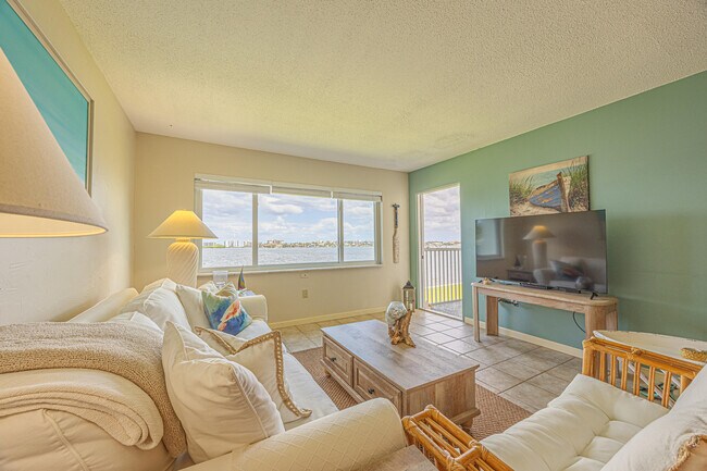 Photo - 1516 S Lakeside Dr Unit 203