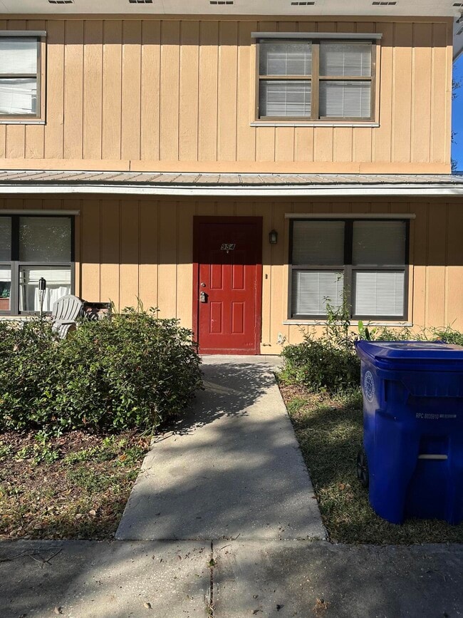 Photo - 954 Louisiana Ave