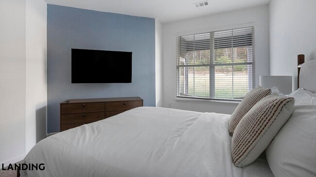 Photo - 2800 Milan Ct Unidad 3225