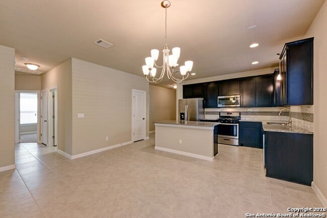 Photo - 3 Bed 2.5 Bath