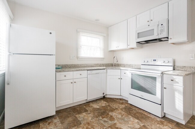 Photo - 440 Alter Rd Unit 2