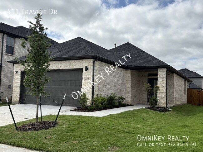 Photo - 411 Travine Dr