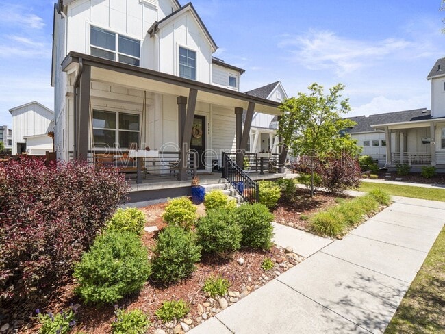 Photo - 5988 N Fulton St