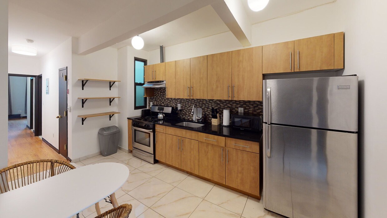 Photo - Private bedroom in 2 bed/2 bath Home