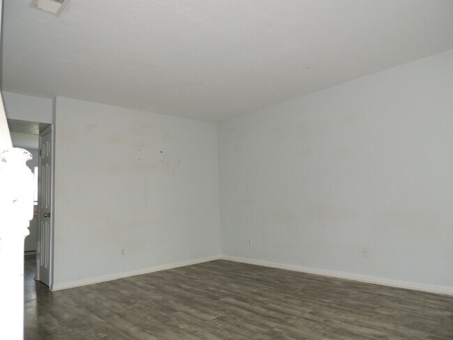 Photo - 3701 SW 29th Terrace Unit 3 - C
