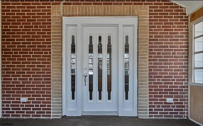 Photo - 126 N Harvard Ave