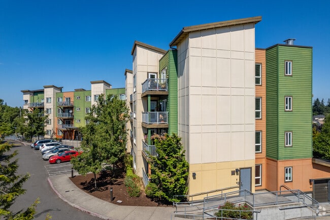 Photo - Broadway Vantage Apartments