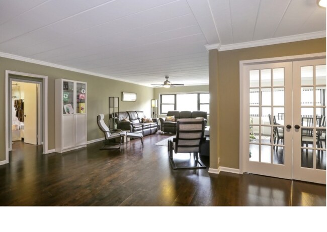 331 W Oakdale Ave Unidad 3 Bedroom