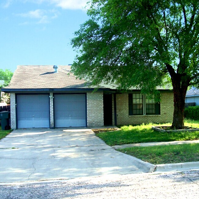 Building Photo - 1701 West Ln Rental