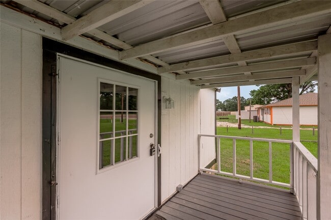 Photo - 128 Johnnie St