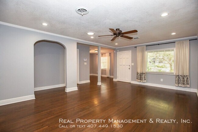 Photo - 3 BR / 2 BA Home in the Hourglass District