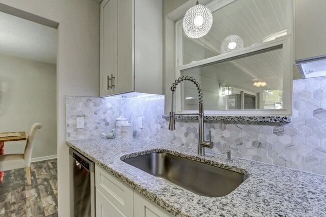 Photo - 6530 Pine Summit Dr