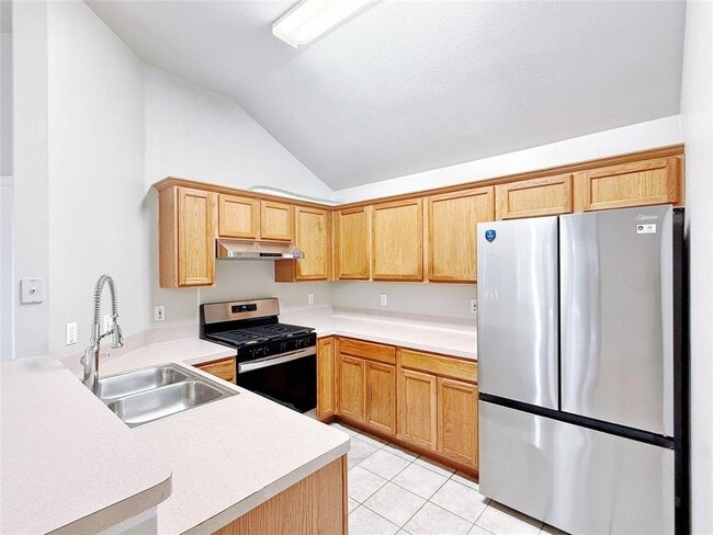Photo - 1581 Parkfield Cir