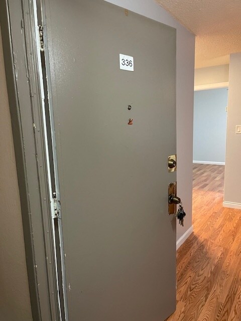 Photo - Lake Hill Apartments