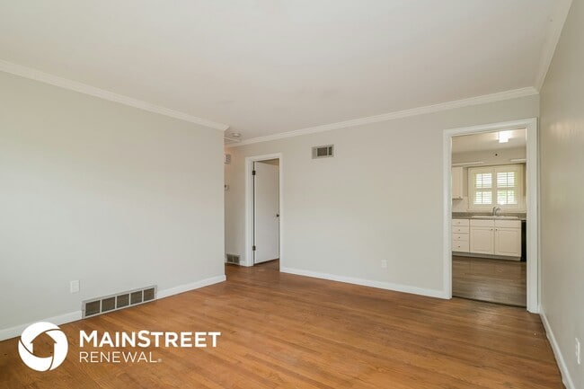 Photo - 670 Florland Dr