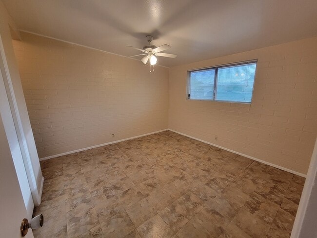 Photo - 3423 E Flower St