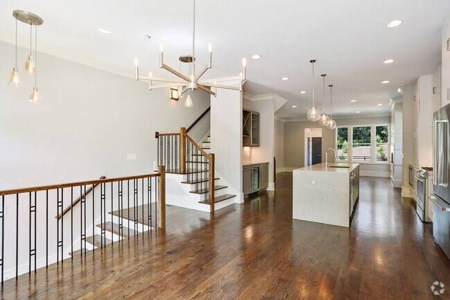 Building Photo - 3551 Blair Cir NE Rental