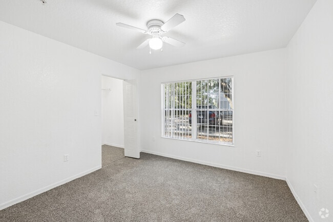 The Catamaran 3BR,2BA - 1156SF - Bedroom