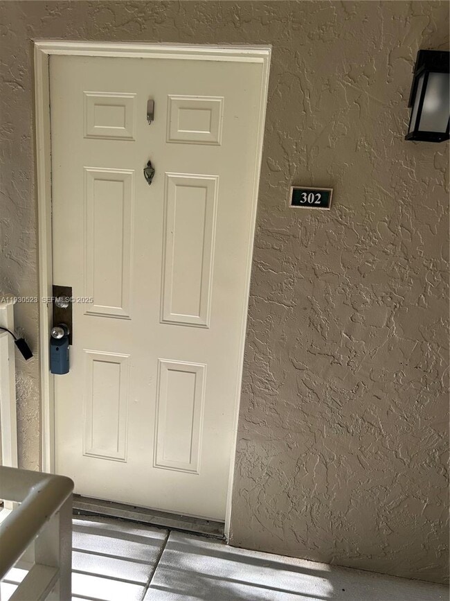 Building Photo - 1825 Palm Cove Blvd Unit 7-302