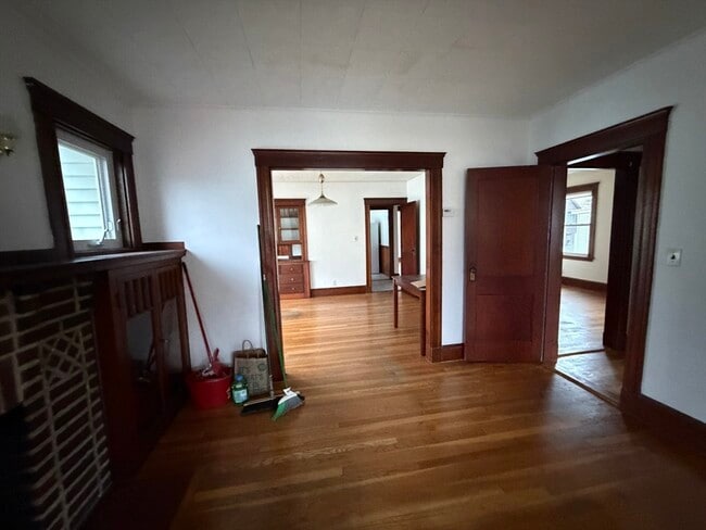 Photo - 44 Varnum St Unit 2