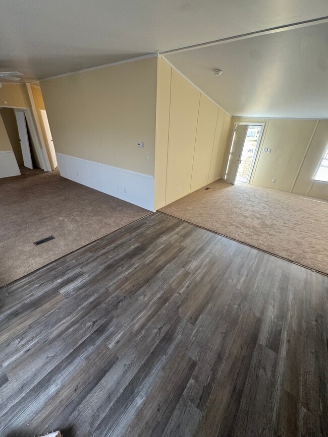 Photo - 107 Sweetwater Dr