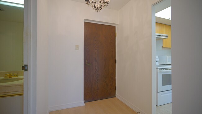 Photo - 65-2165 Harbour Square