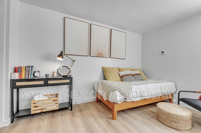 Photo - 111 Porter Ave Unidad Furnished Studios